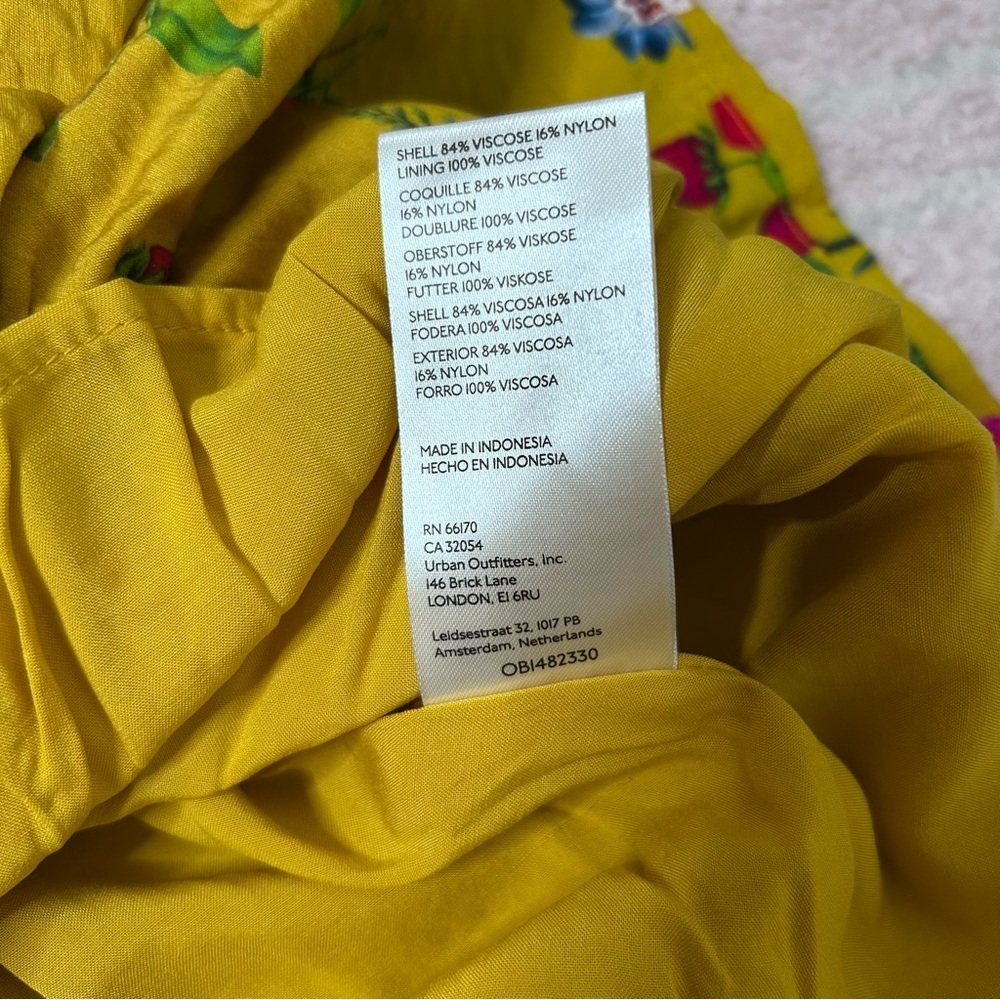 NWT Maeve Yellow Floral Strawberry Faux Wrap Mini Dress Size Large Spring Summer - Picture 6 of 12